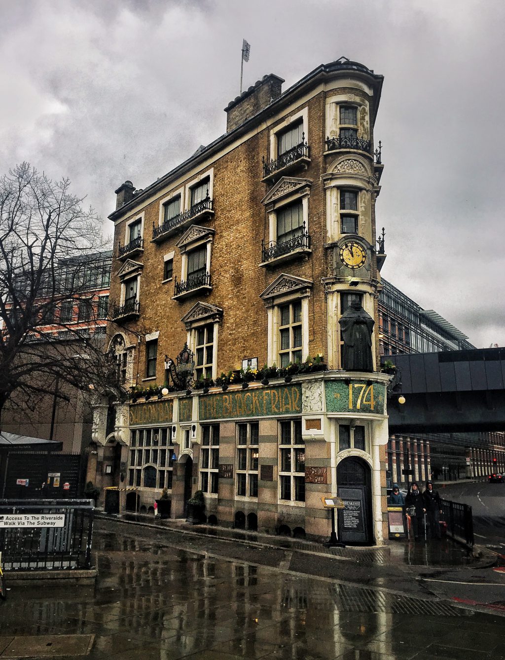 il Pub The Blackfriar a Londra