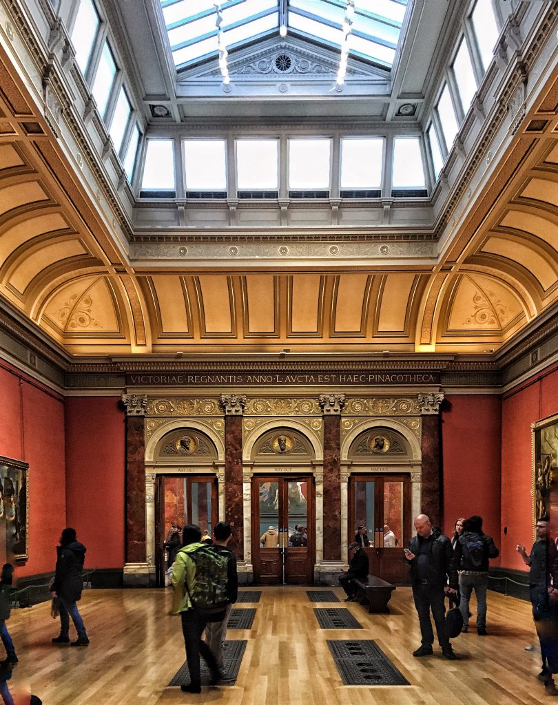 una delle sale della national gallery di Londra