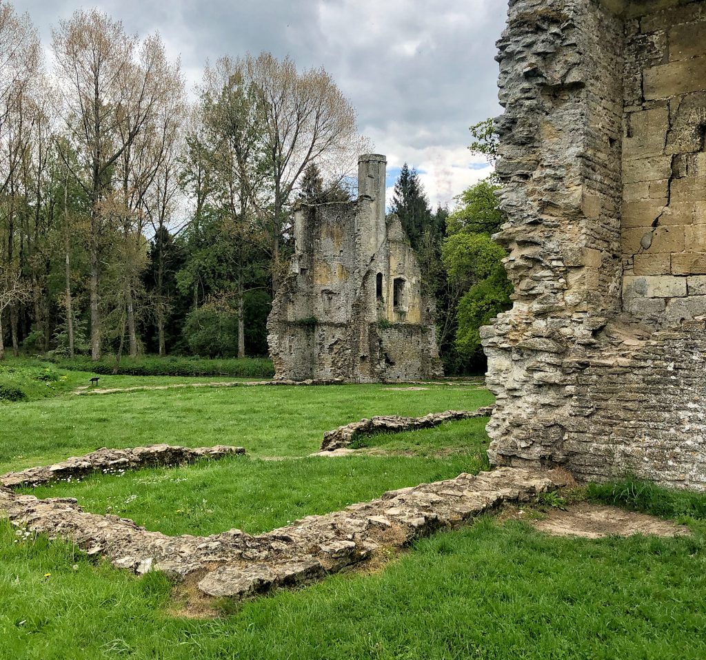 itinerario alternativo delle Cotswolds: le rovine di Minster Lowell