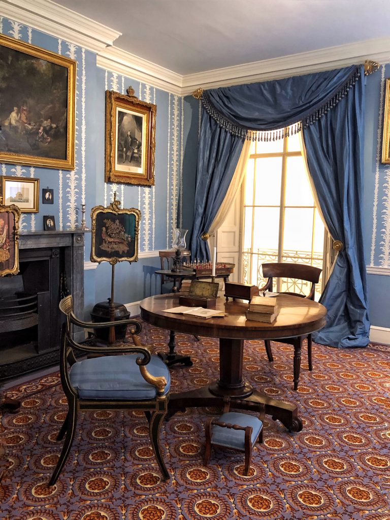 Una stanza ricostruita al Museum of the Home di Londra